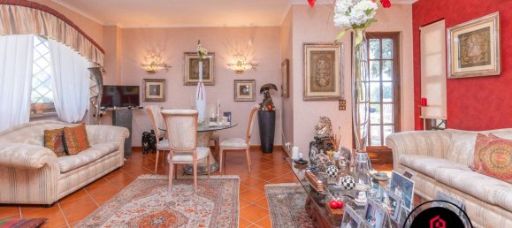 4 bedrooms Villa in Rocca di Papa, Italy No. 148078 10