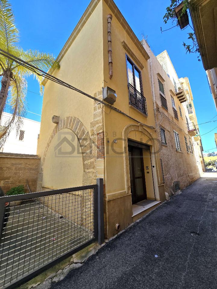 Casa de 2 divisões em Marsala, Italy N.º 166568