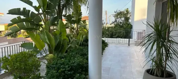 5 bedrooms Villa in Agios Athanasios, Cyprus No. 5419 17