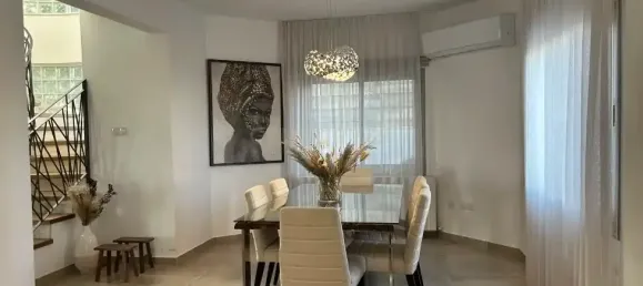 5 bedrooms Villa in Agios Athanasios, Cyprus No. 5419 4