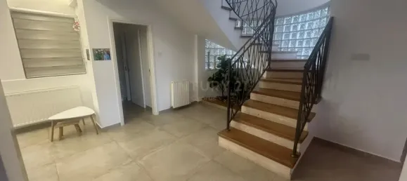 5 bedrooms Villa in Agios Athanasios, Cyprus No. 5419 16