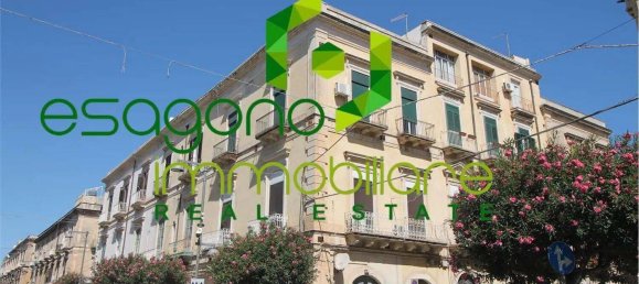 Квартира с 3 спальнями в Сиракузы, Италия № 350671 26