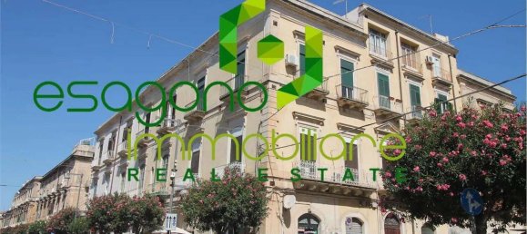 Квартира с 3 спальнями в Сиракузы, Италия № 350671 27