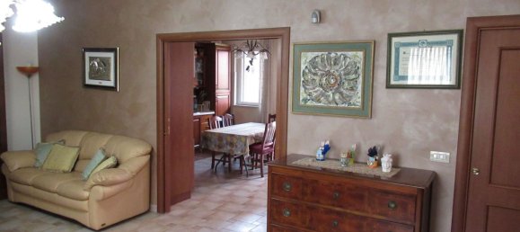 7-Zimmer Villa in Fiumefreddo di Sicilia, Italy, Nr. 159536 2