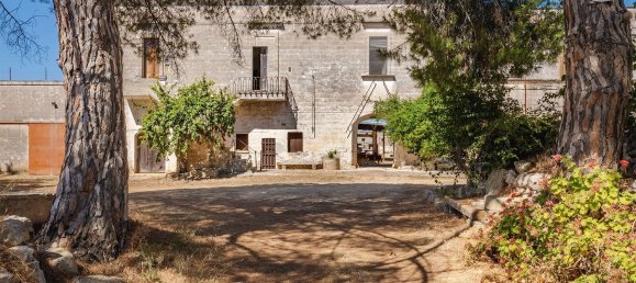 Здание 1000м² в Франкавилла Фонтана, Италия № 286646 2