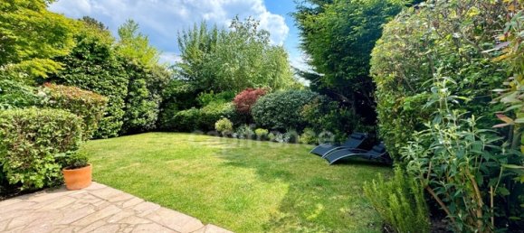 4 bedrooms House in Noisy-le-Roi, France No. 336352 2