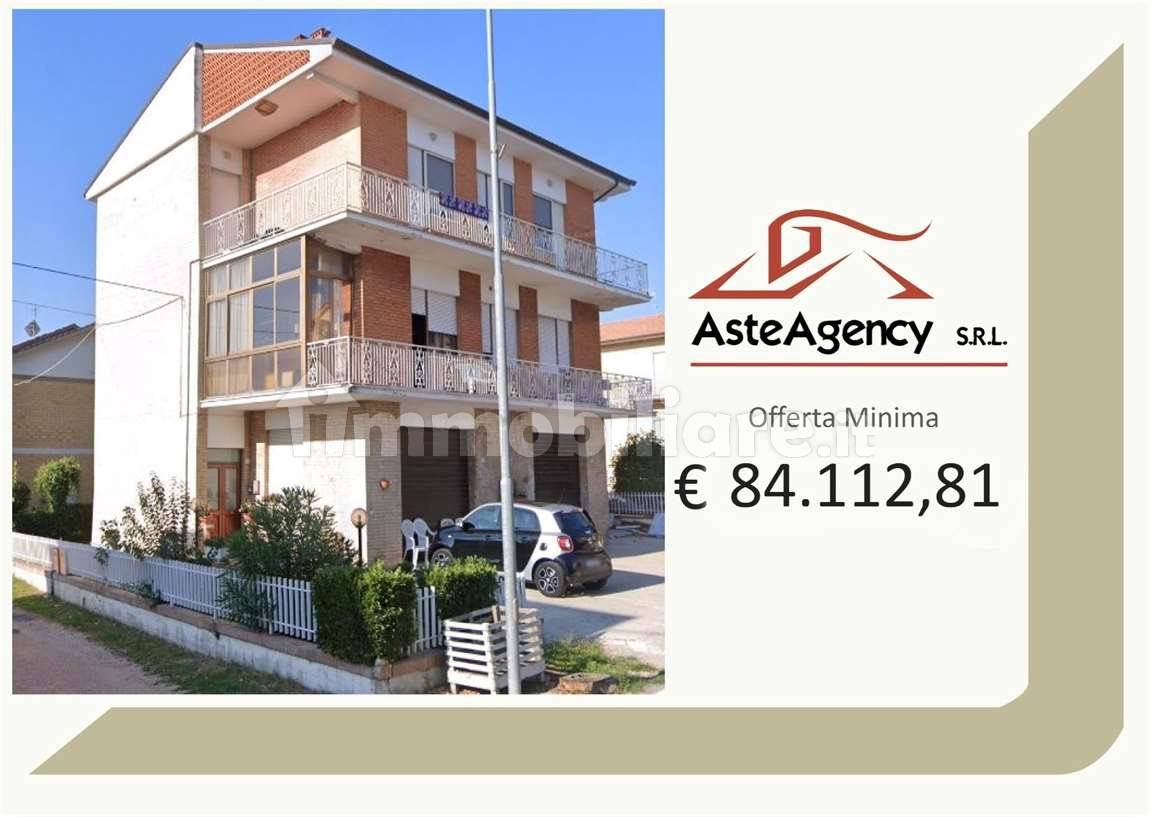 Villa de 5 dormitorios en Falerone, Italy No. 262942