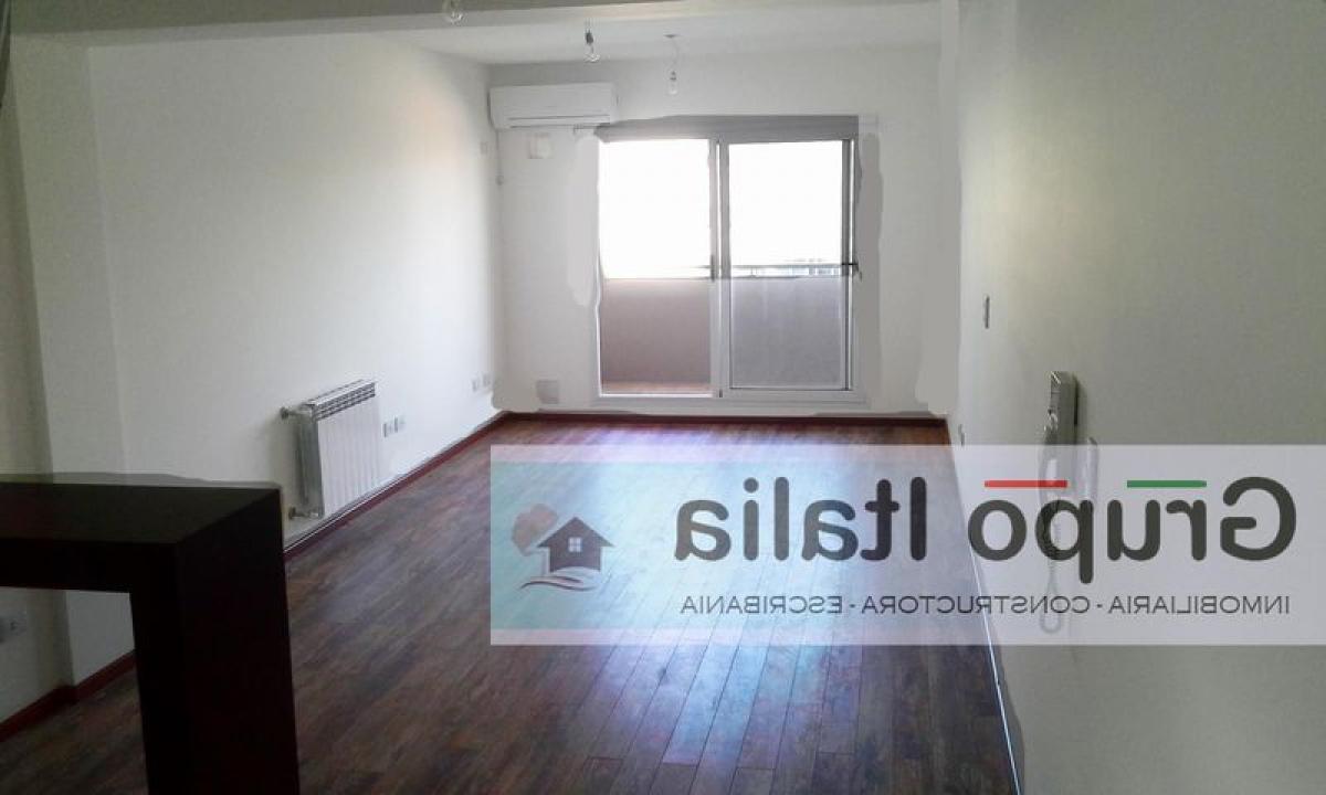 Studio in Santa Fe, Argentina No. 6794