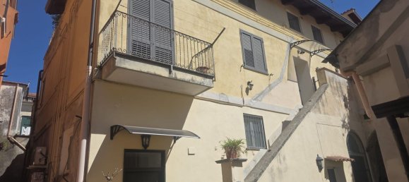 3 rooms Apartment in Cava de' Tirreni, Italy No. 278485 4