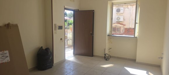 3 rooms Apartment in Cava de' Tirreni, Italy No. 278485 3