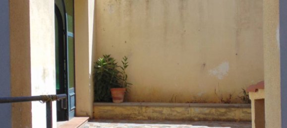 3 rooms House in Salve, Italy No. 283327 10