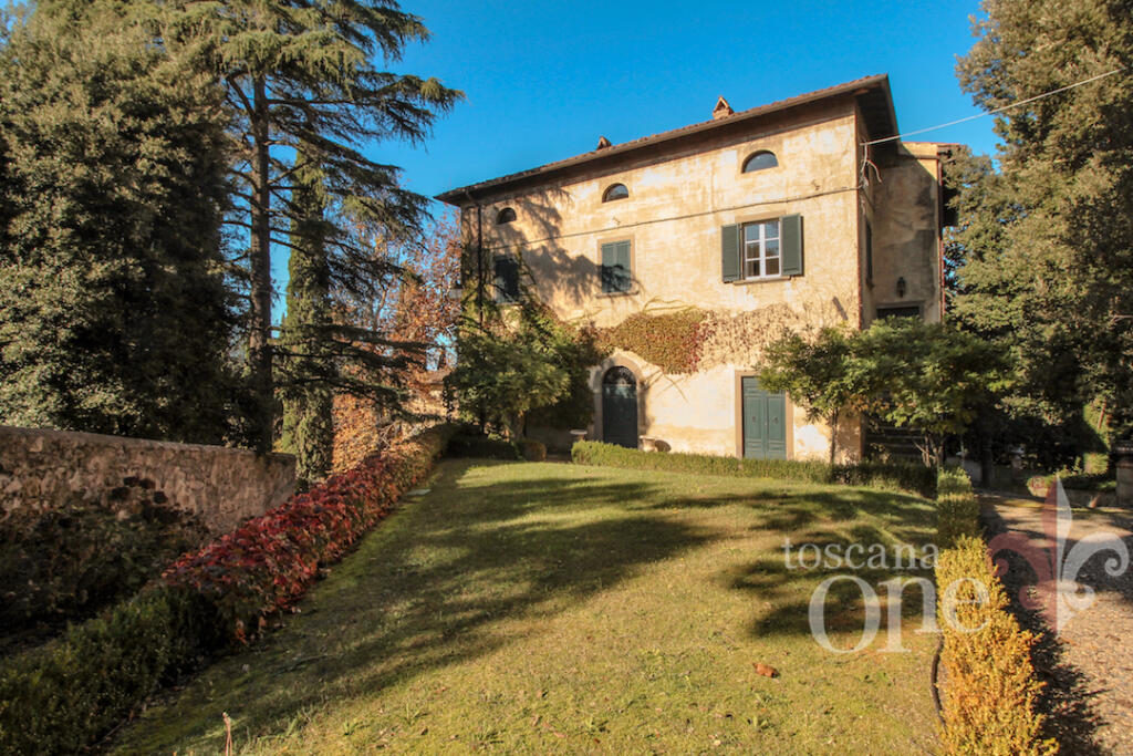 7 bedrooms Villa in Casciana Terme Lari, Italy No. 82635