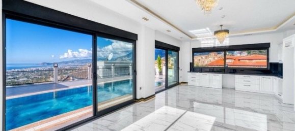 Villa 4+1 in Antalya, Turkey No. 33827 2