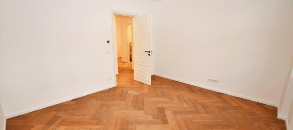 3 rooms House in Wahring, Austria No. 141090 9