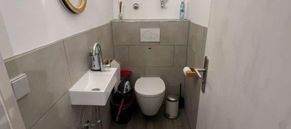 Квартира с 2 спальнями в Штутгарт, Германия № 326654 9