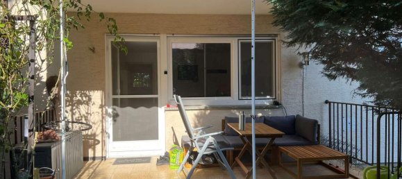 Квартира с 2 спальнями в Штутгарт, Германия № 326654 10