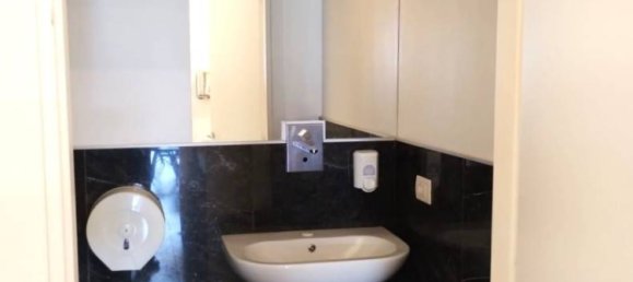 2 rooms Commercial property in Novara, Italy No. 64422 18