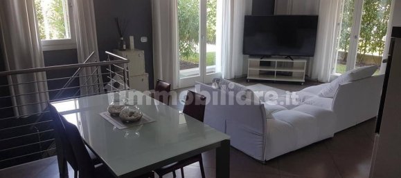 3 rooms House in Castelfranco Veneto, Italy No. 104135 4