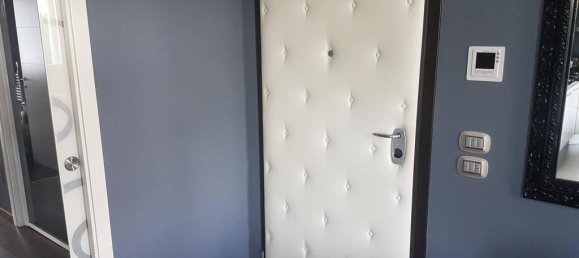 3 rooms House in Castelfranco Veneto, Italy No. 104135 2