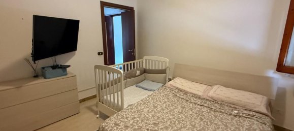 4 bedrooms House in Massa, Italy No. 334795 16