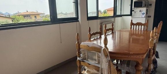 4 bedrooms House in Massa, Italy No. 334795 8