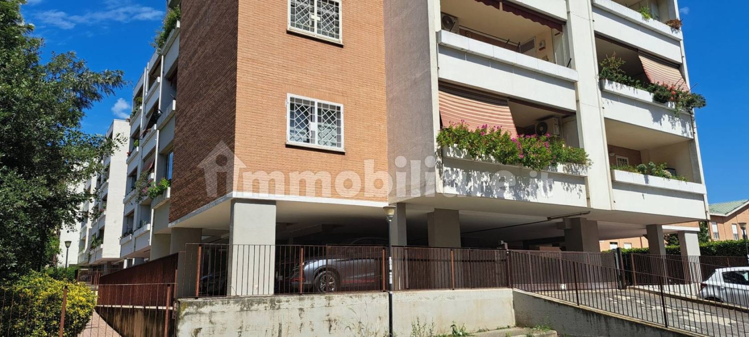 Квартира с 2 спальнями в Рим, Италия № 369464