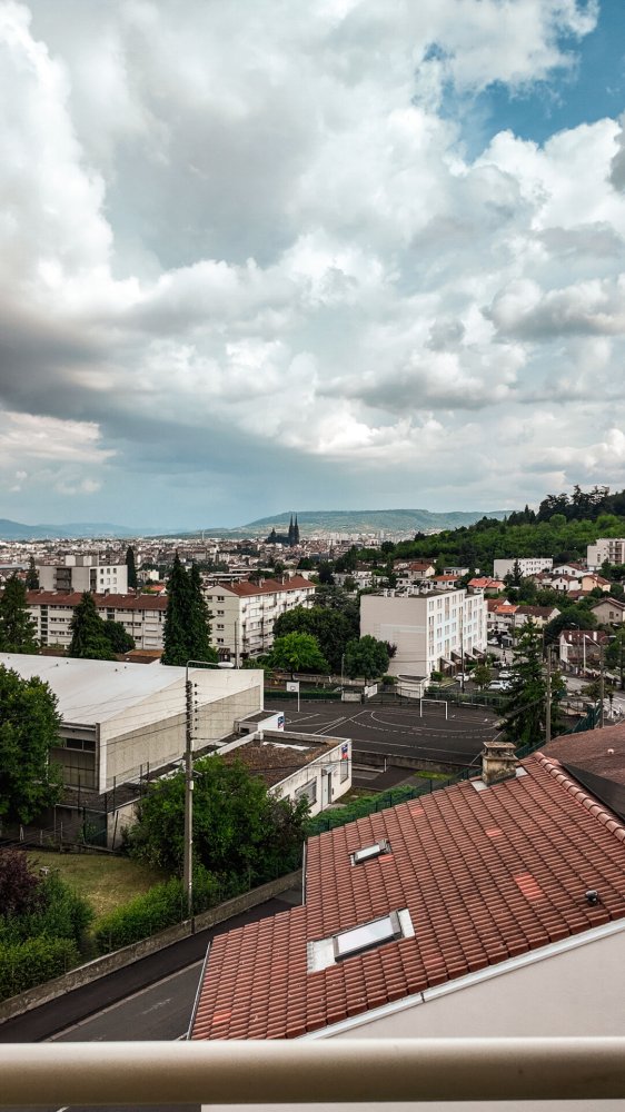 Apartamento de 1 dormitorio en Clermont-Ferrand, France No. 276767