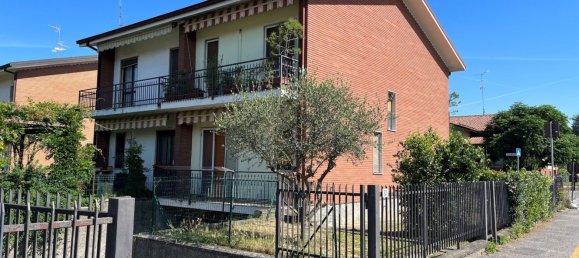4 rooms House in San Colombano al Lambro, Italy No. 77022 2