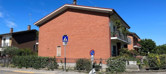 4 rooms House in San Colombano al Lambro, Italy No. 77022 6