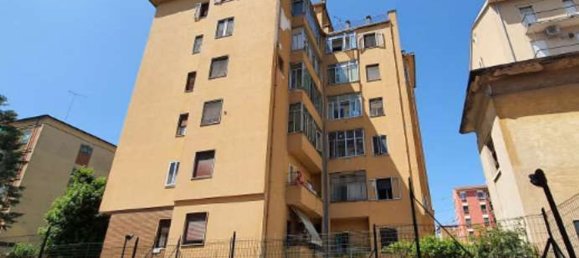 5 bedrooms Apartment in Mantua, Italy No. 381822 6