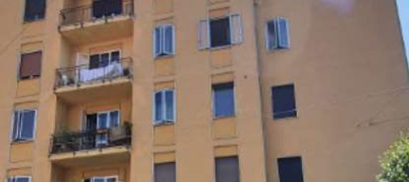 5 bedrooms Apartment in Mantua, Italy No. 381822 2