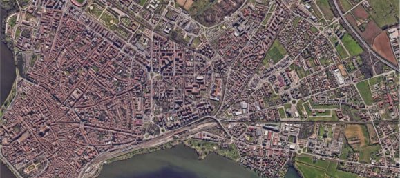 5 bedrooms Apartment in Mantua, Italy No. 381822 26