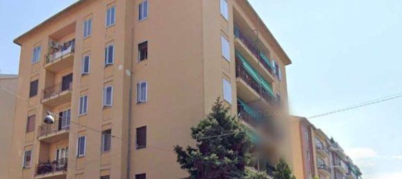 5 bedrooms Apartment in Mantua, Italy No. 381822 12