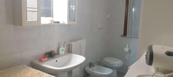 3 rooms Apartment in Moglia, Italy No. 13765 31