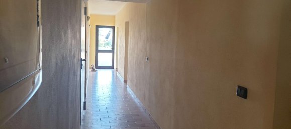 3 rooms Apartment in Moglia, Italy No. 13765 10
