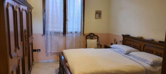 3 rooms Apartment in Moglia, Italy No. 13765 14