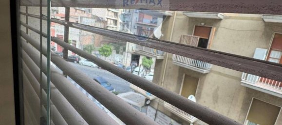 4 rooms Apartment in Catania, Italy No. 104859 8