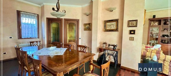 8غرفة فيلا في Arese, Italy رقم 37652 53