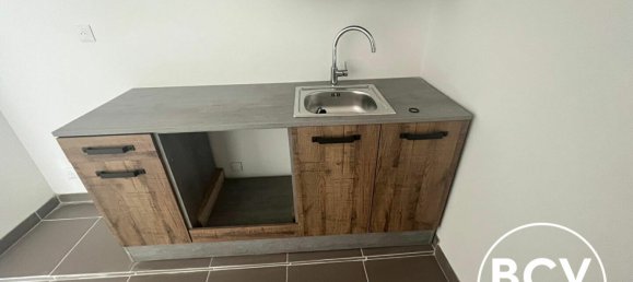 Edificio de 2 dormitorios en Dammarie, France No. 229670 5