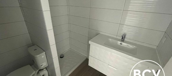 Edificio de 2 dormitorios en Dammarie, France No. 229670 6