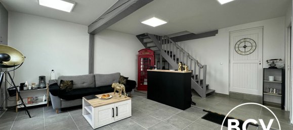 Edificio de 2 dormitorios en Dammarie, France No. 229670 2