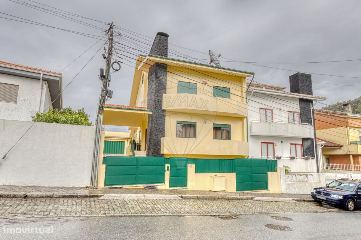 4 bedrooms House in Vila Nova de Gaia, Portugal No. 187284