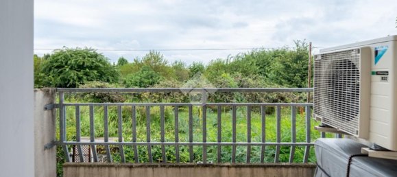 Apartamento T1 em Villafranca di Verona, Italy N.º 353946 19