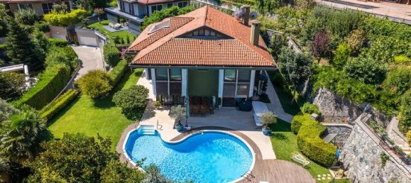 Villa 5+1 in Istanbul, Turkey No. 33959 15