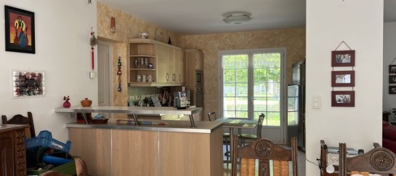 Casa de 7 habitaciónes en Saint-Hilaire-les-Andresis, France No. 47011 12