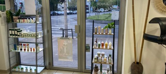 Propriété commerciale à Tours, France 55m² No. 266003 4