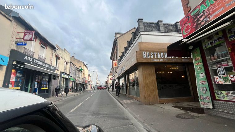 Propriété commerciale à Drancy, France 30m² No. 313692