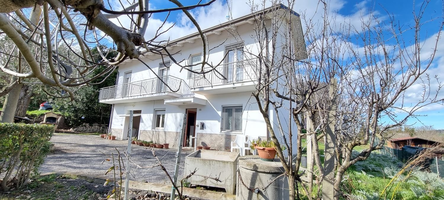 Casa de 6 divisões em Gradara, Italy N.º 13581