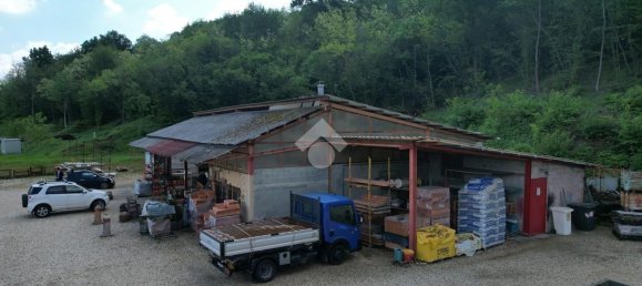 Lagerhaus in Trana, Italy 300m², Nr. 111064 19