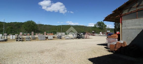 Lagerhaus in Trana, Italy 300m², Nr. 111064 4